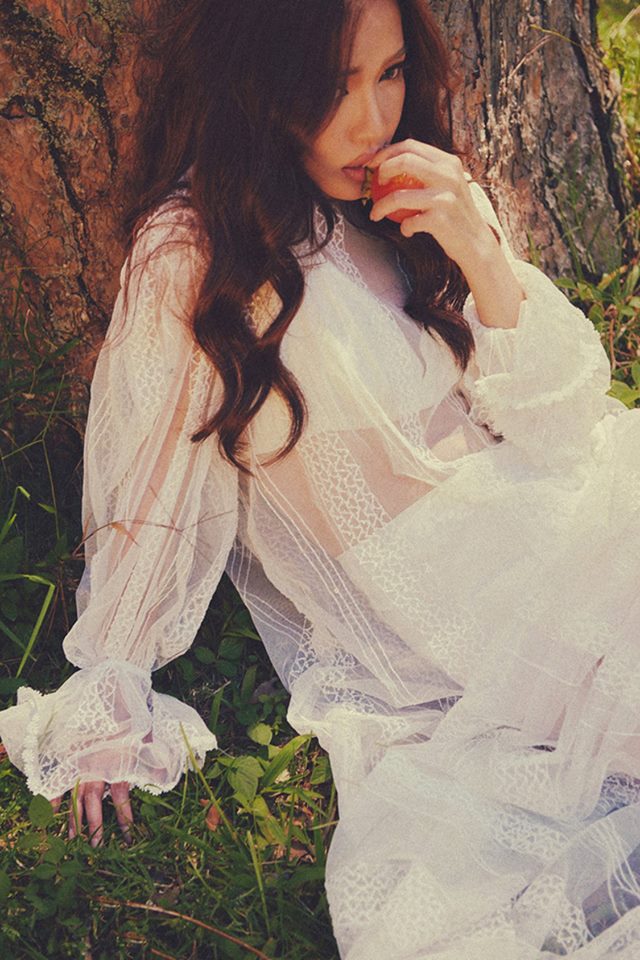 “The Real Drama Queen” by Bích Phương